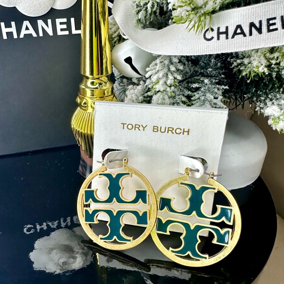 Tory Burch Earrings Retail $128 - Picture 4 of 5